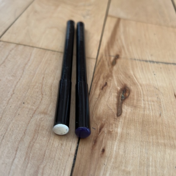 Yves Saint Laurent Eyeliners set of 2 - Picture 4 of 11